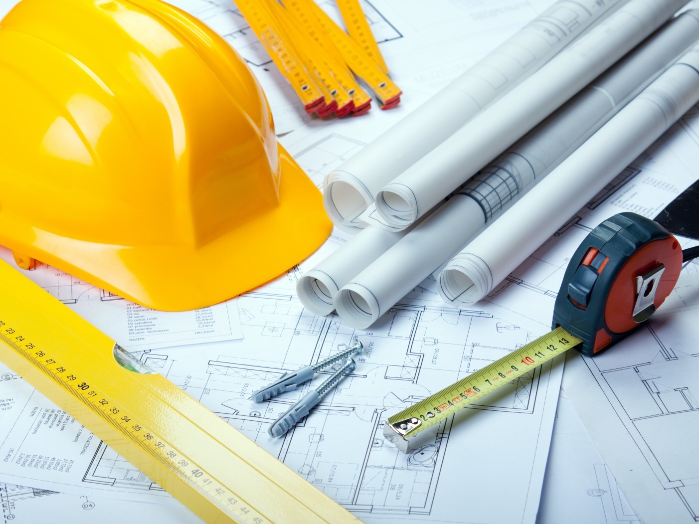 С Днем Строителя!